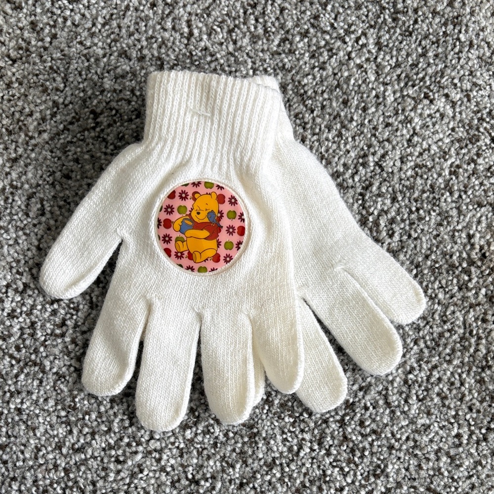 Disney Winnie The Pooh White Mittens - Kids